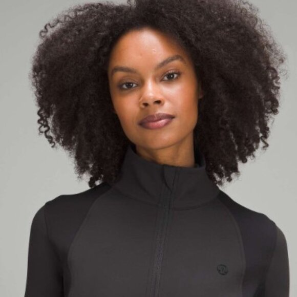 NWT Lululemon Wind-Resistant Golf Jacket - Picture 5 of 6